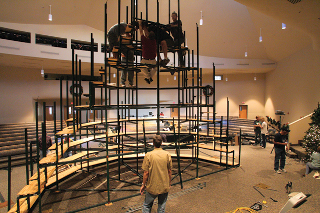 Foothills Baptist: Bringing the spirit of Christmas to AF